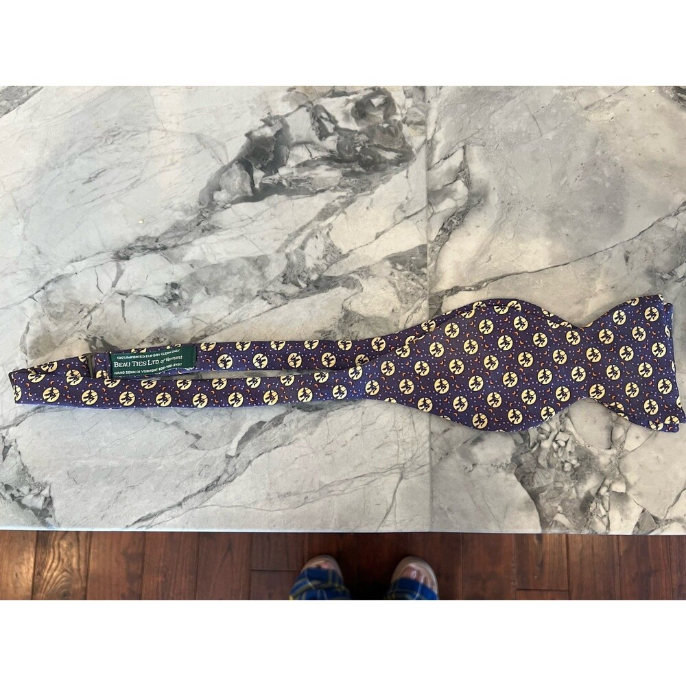 Beau Ties Vermont Halloween Witch Moon Silk Self Tie Bow Tie Purple USA